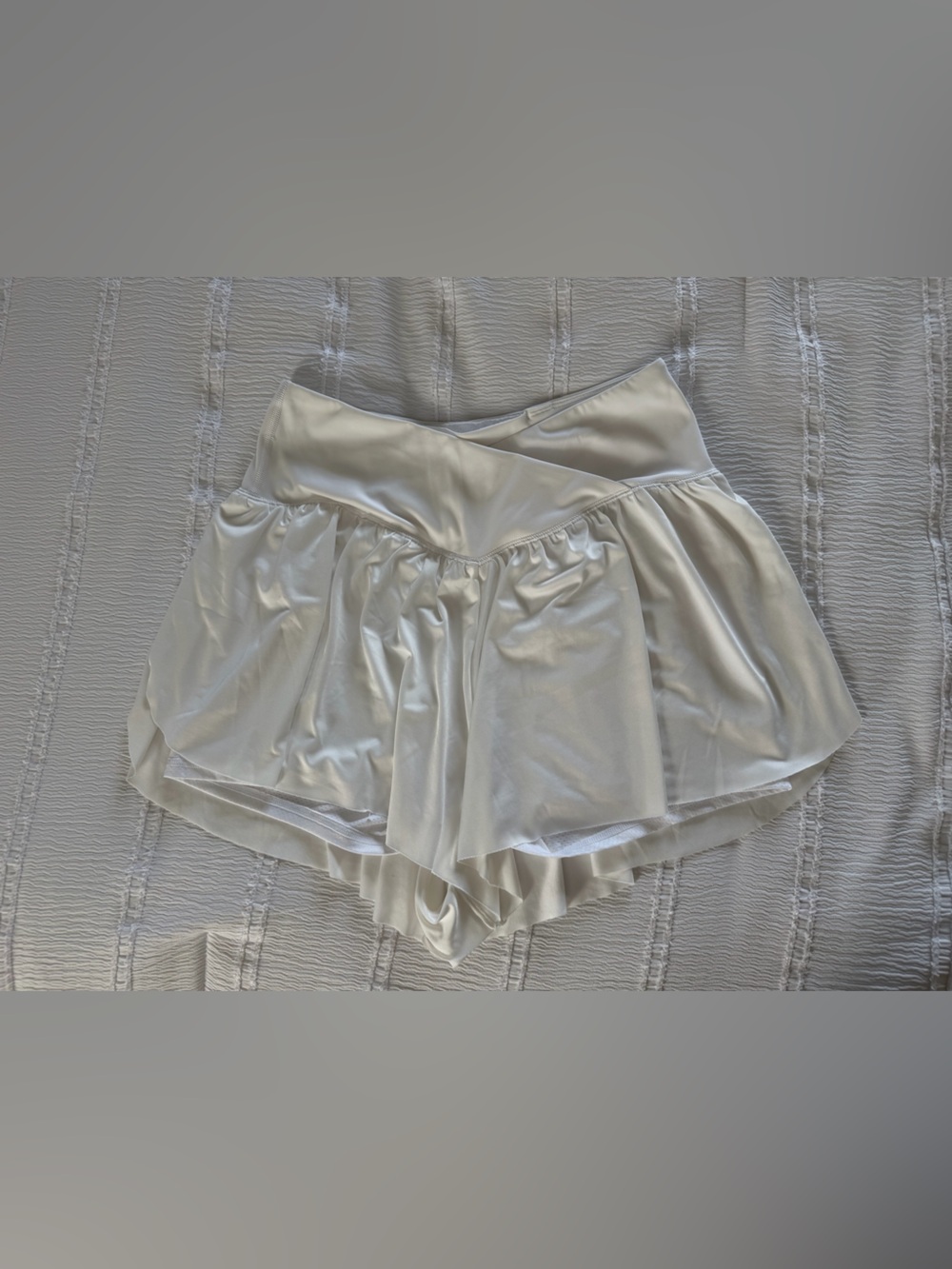 IUGA Crossover Flowy Athletic Shorts in White